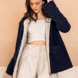 NWT - Ces Femme Reversible Fuzzy Jacket – Navy/Oatmeal – Cozy & Chic